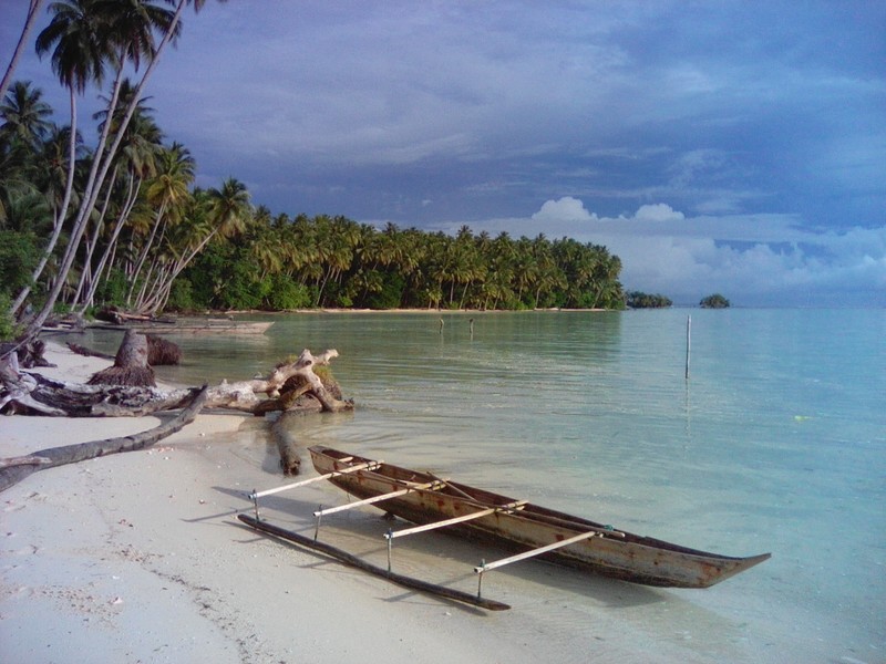 Pulau Auki: imbarcazione locale