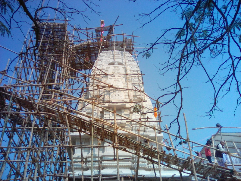 Rajgir - inaugurazione del nuovo tempio jainista