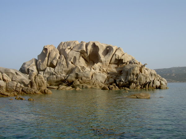 The rock formation in Scoglui Longu cove
