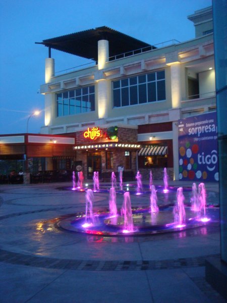 San Salvador shopping center
