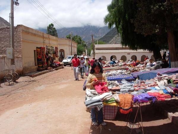 Pumarmarca market1