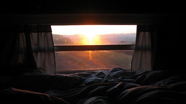 sunrise over the horizon bed