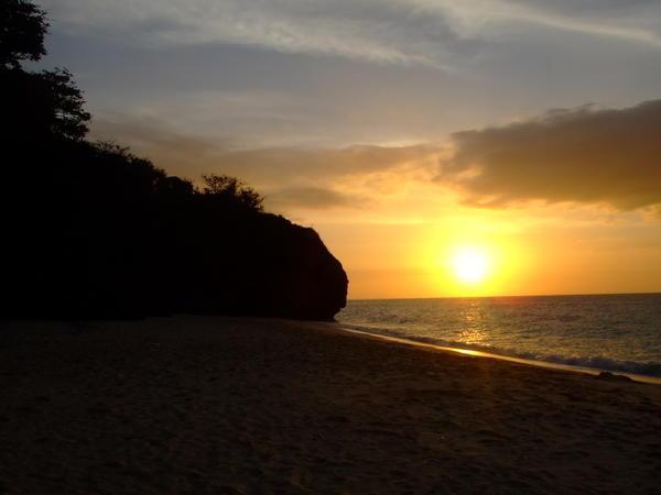 Sunset on Puka beach