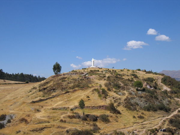 El Cristo Blanco (Cusco)