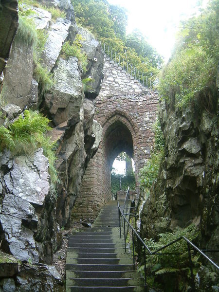 Arch at Dumbarton Castle 