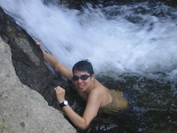 Muroami at the Falls