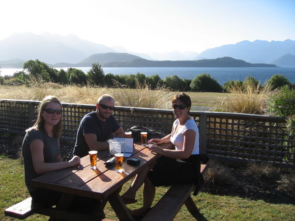 Dinner with Vicki and Alastair in Manapouri