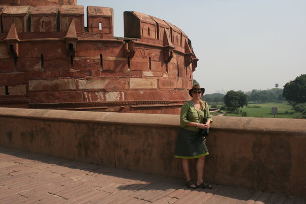 Kathryn outside the Red Fort
