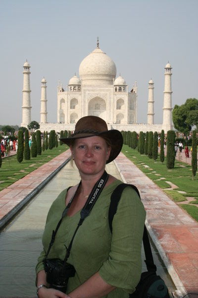 Kathryn at the Taj Mahal