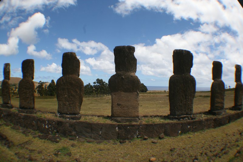 The 7 Moai looking to the sea at Akivi