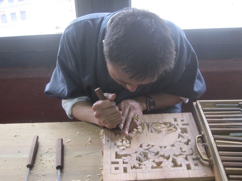 Apprentice woodcarvers