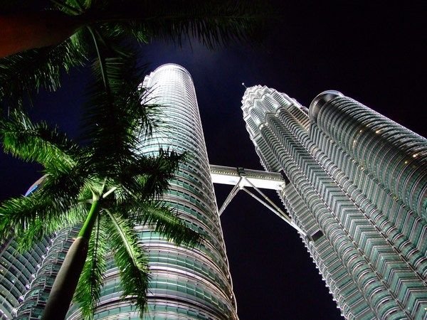 Petronas twin towers - ergens in de nacht