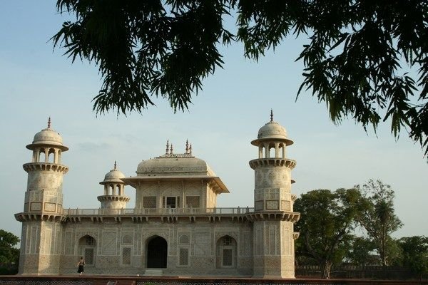 Baby Taj (tombe van Itmad-Ud-Daulah) 