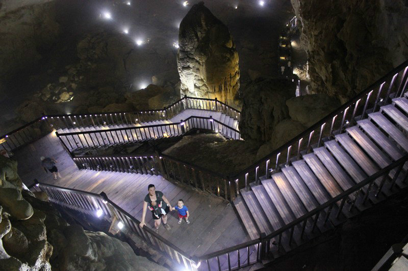 Stairway to Paradise Cave