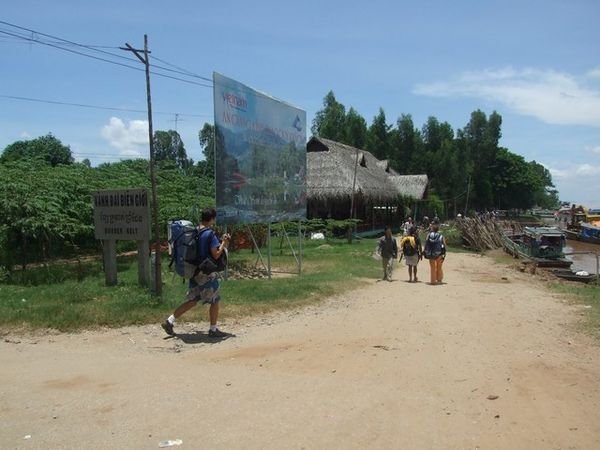 Przejscie graniczne Wietnam- Kambodza