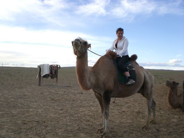 Nic on her fat camel