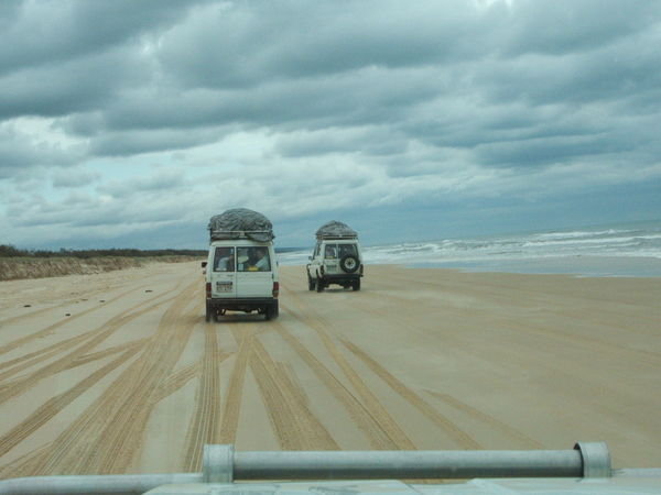 Driving on the beach | Photo