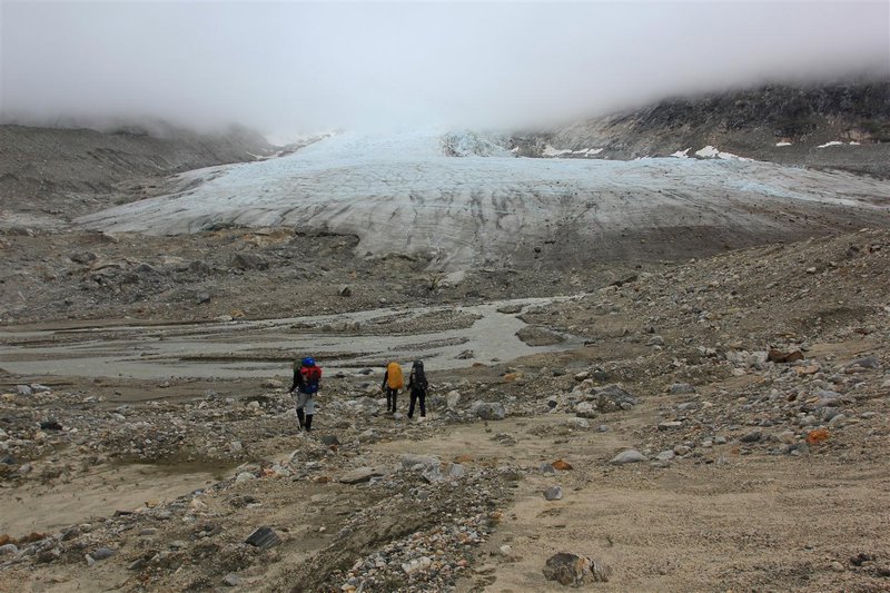 Glacier Hide and Seek