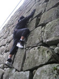 climbing ninja
