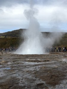 Bubbling before the eruption