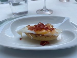 Potato, quail egg & spanish ham