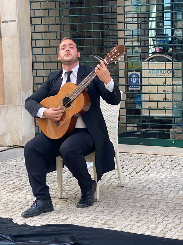 Street musician in Coimbra
