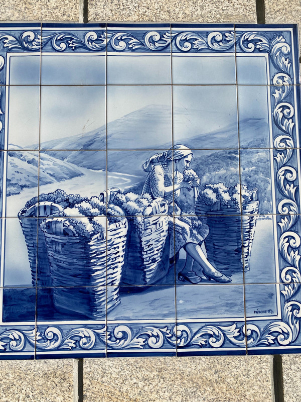 Example of tiles on buildings