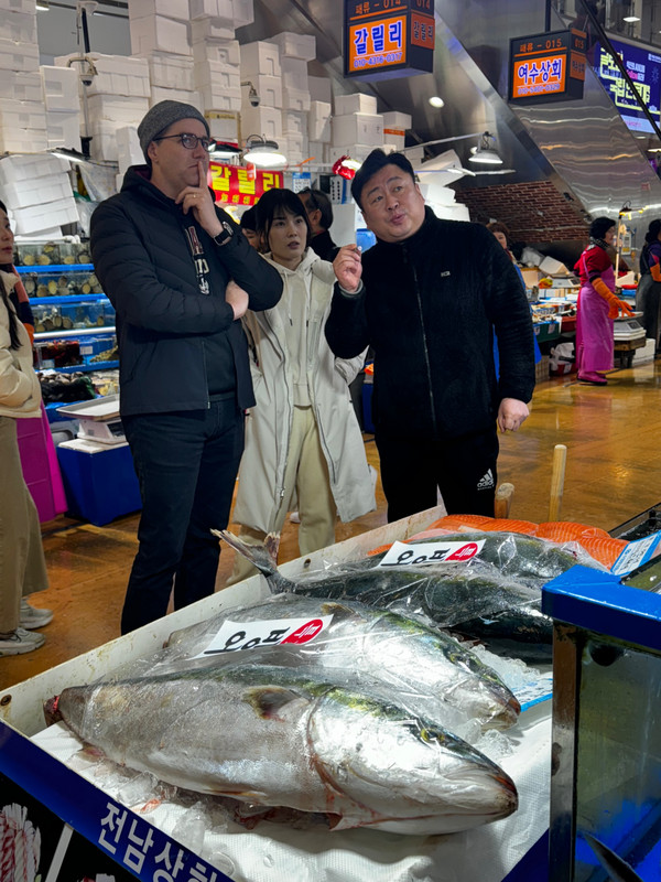 Negotiations for fish purchases