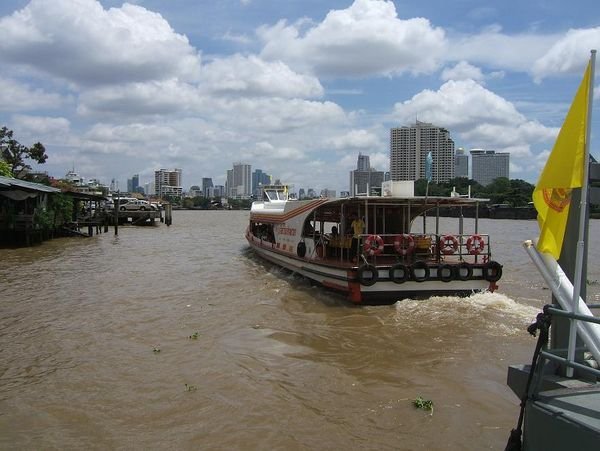 Water taxi