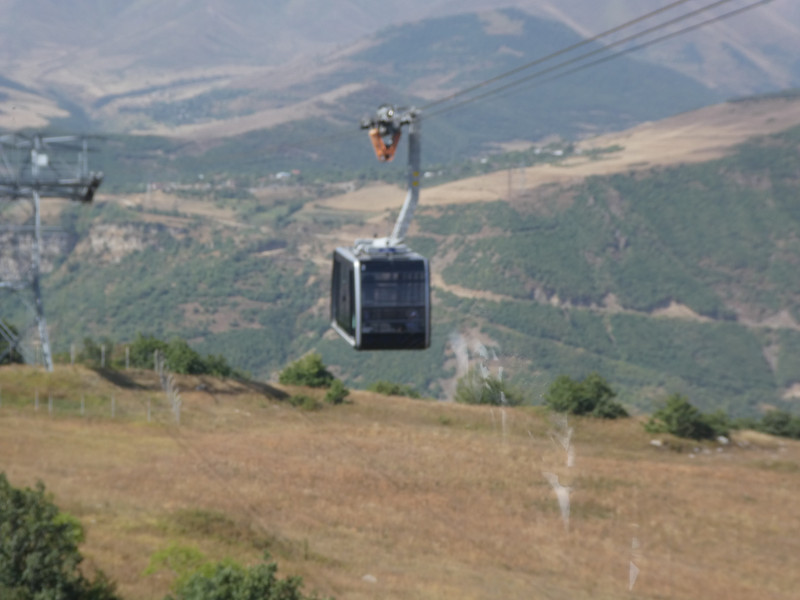 Cable car to Tatav