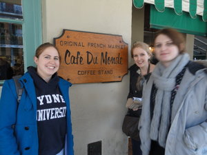 Cafe Du Monde... yum!