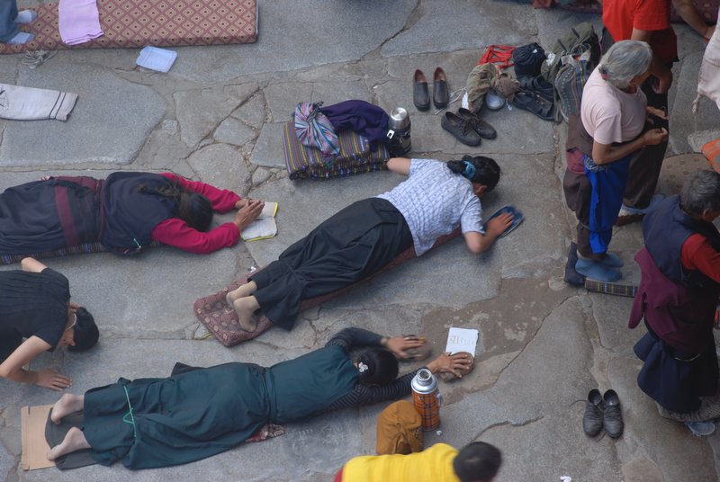 Prostrating in front of the Jokhang temple...for a long time