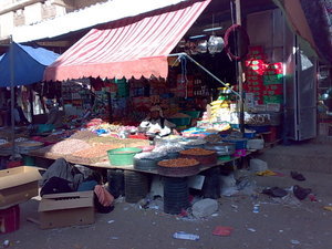 Goods for sale in Al Tawila