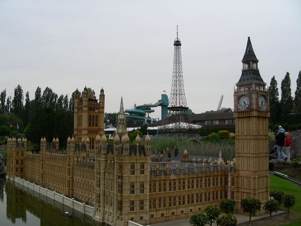 Mini London and Paris