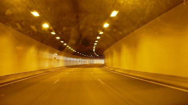 Long Tunnel