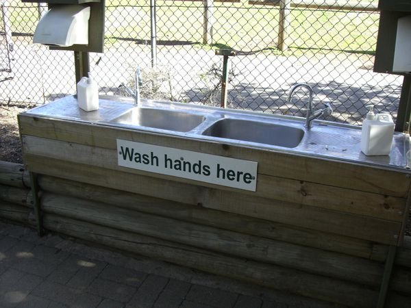 nach jedem gehege sollte man sich die hände waschen!!