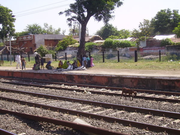 One of the train stations from Mumbai to Agra