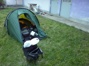 Camping in the grounds of the bar in Szolohegy