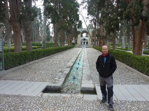 Visiting Fin Garden in Kashan