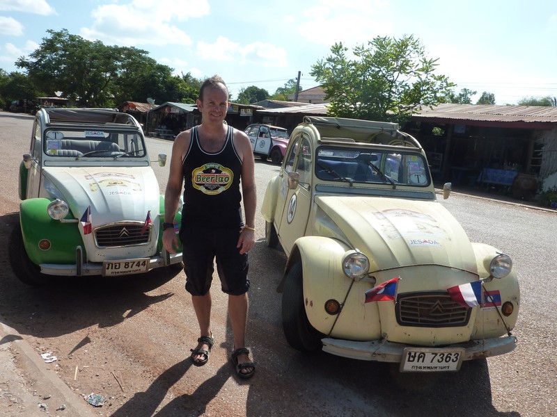 Meeting up with a 2CV rally