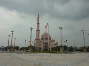 Beautiful mosque in Putrajaya