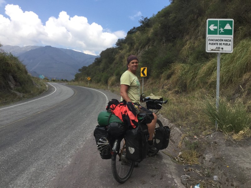 Cycle from Riobamba to Banos