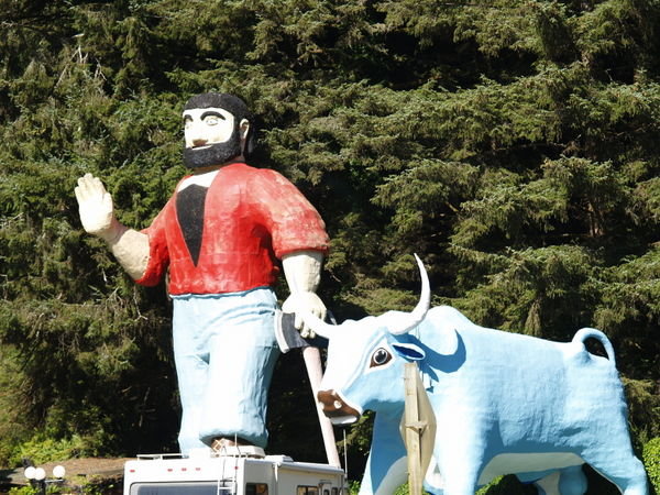 Paul Buyan and his Blue Ox