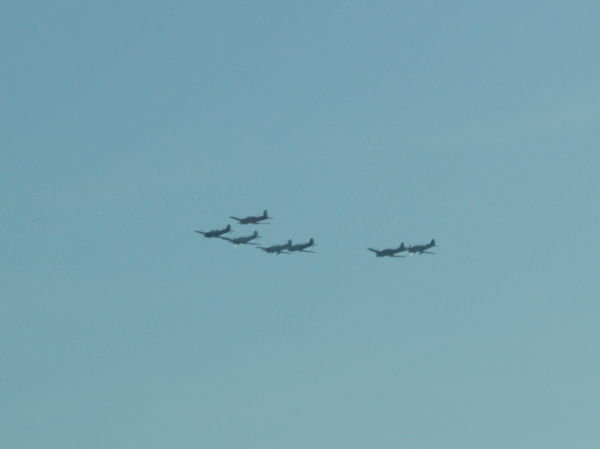 Jets flying into formation