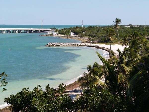 Bahia Honda Beach from the bridge
