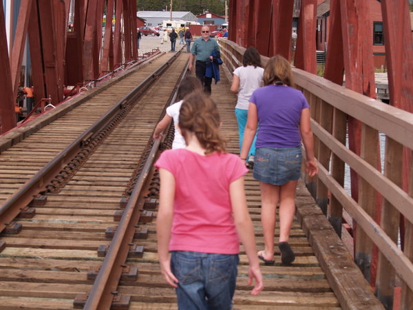 Return trip on Railroad Bridge