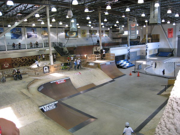 vans skatepark indoor