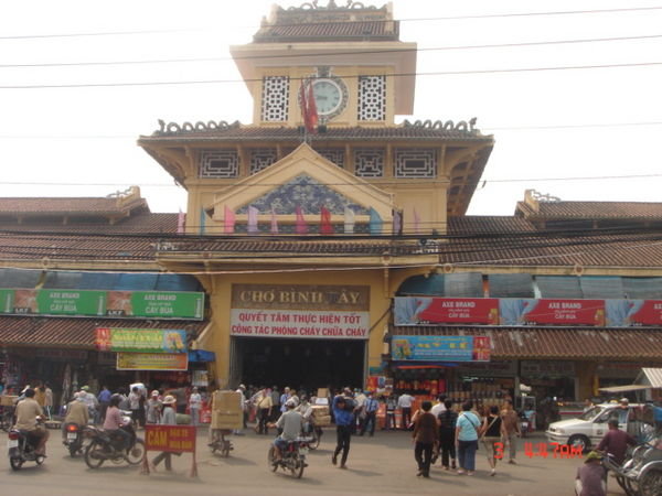 chinatown in vietnam.