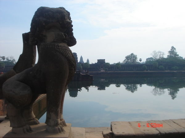 Leeuwenbeeld bij Angkor.