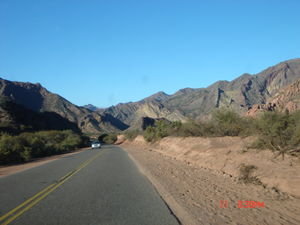 the road to Cafayate..